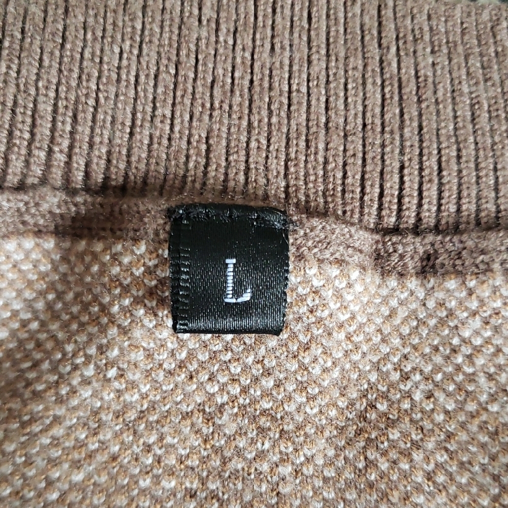 Geometric Patterned Brown Sweater - Picture 3 of 4
